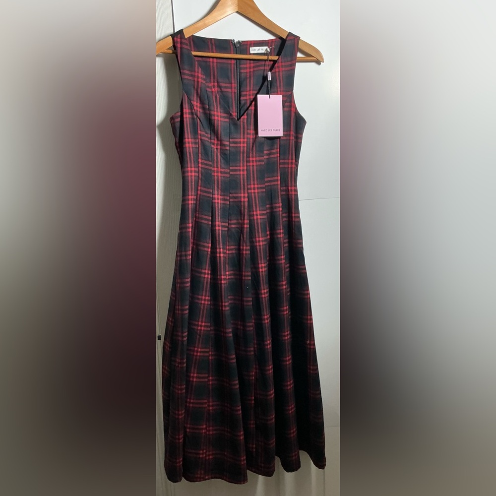 Avec les filles Plaid Red and Black Women's Dress Sz 6 & 8